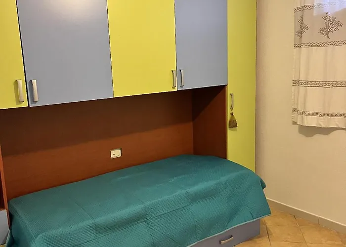 Casa Vacanze Padru 別荘 Padru